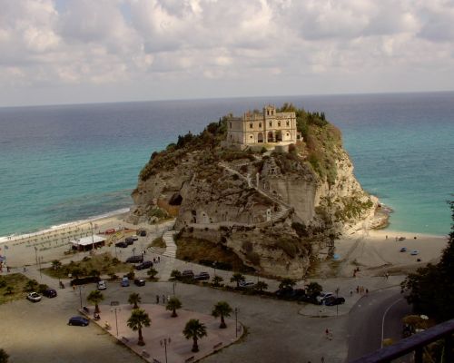 Tropea - Santuario di Santa Maria dell'Isola di Tropea - - Colombo40