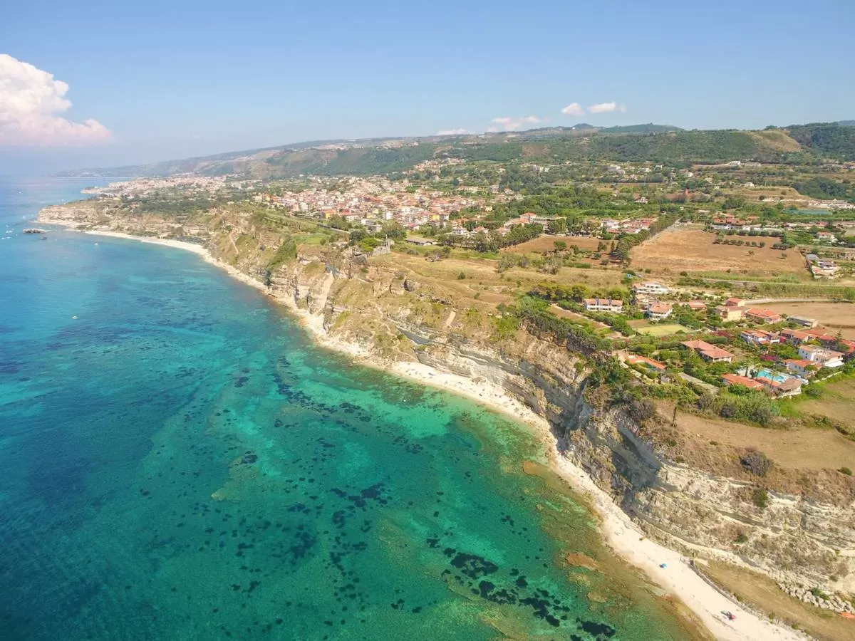 Ricadi – Capo Vaticano – Spiaggia di Formicoli